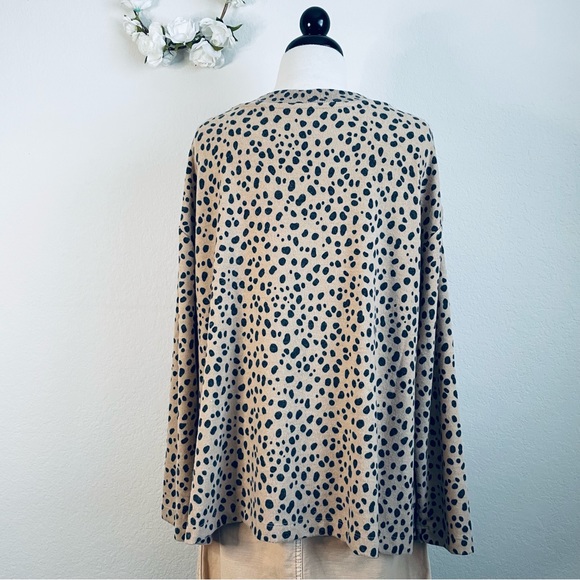Croft & Barrow Animal Print V-Neck Sweater/Blouse - Picture 4 of 7